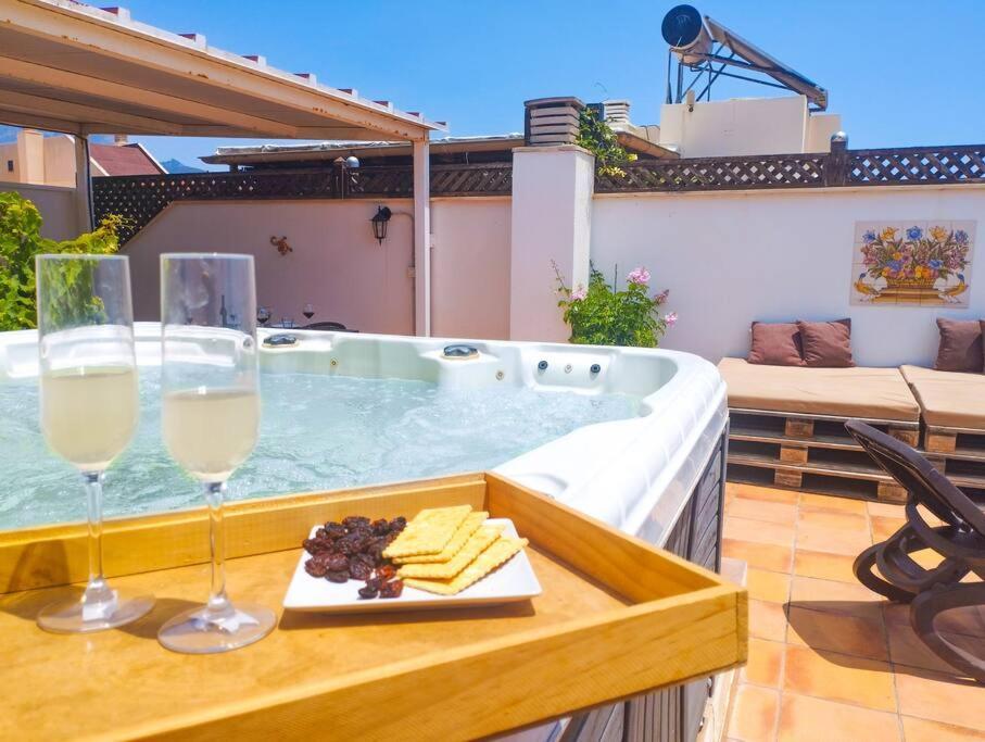 Apartmán Penthouse With Jacuzzi And Spectacular Sea Views Nerja Exteriér fotografie