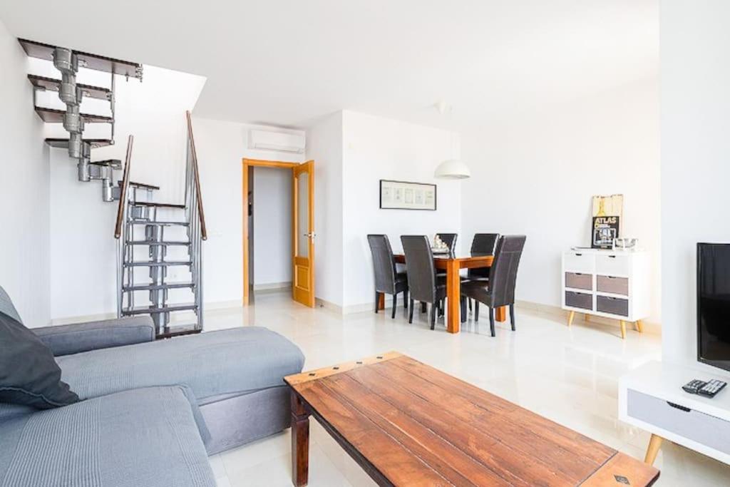 Apartmán Penthouse With Jacuzzi And Spectacular Sea Views Nerja Exteriér fotografie